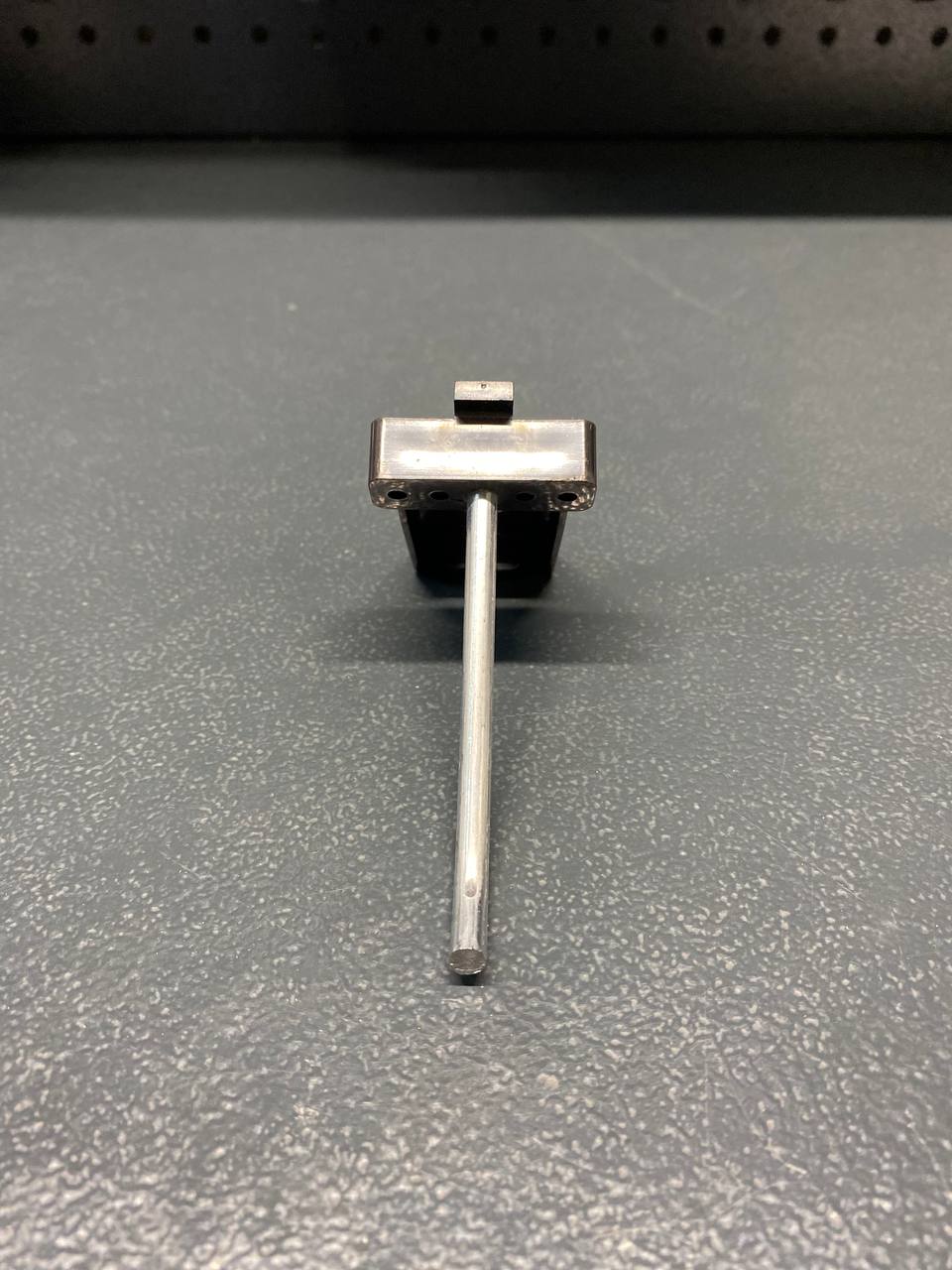 Крючок 75 мм